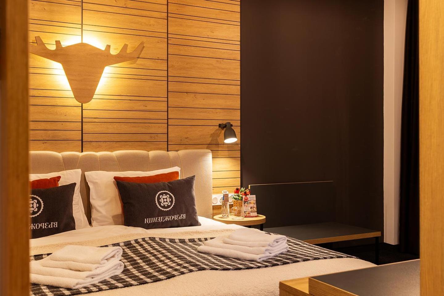 Complex Vazrozhdentsi Hotell Trjavna Exteriör bild