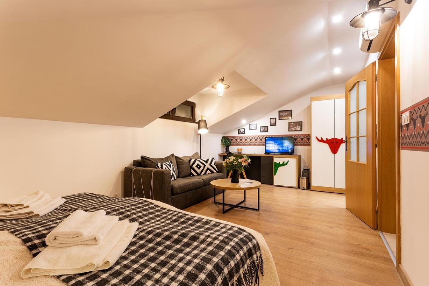 Complex Vazrozhdentsi Hotell Trjavna Exteriör bild