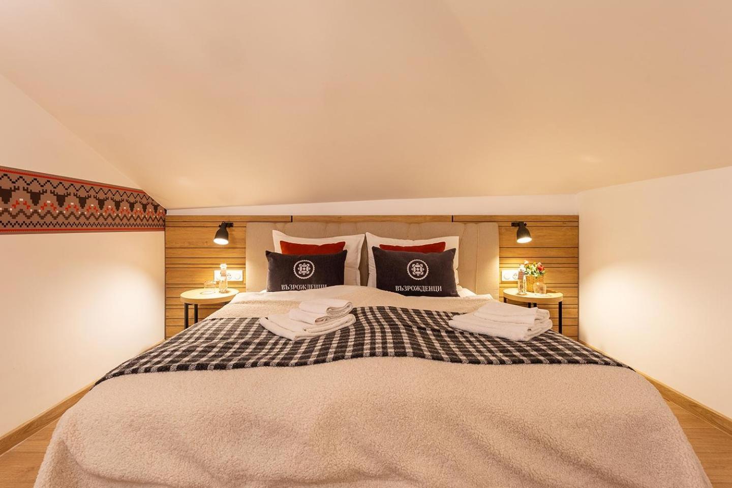 Complex Vazrozhdentsi Hotell Trjavna Exteriör bild