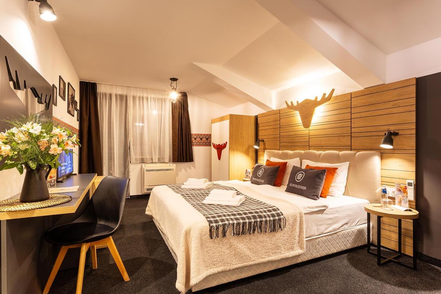 Complex Vazrozhdentsi Hotell Trjavna Exteriör bild