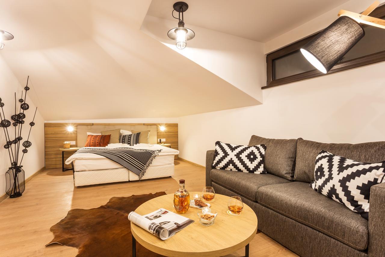 Complex Vazrozhdentsi Hotell Trjavna Exteriör bild